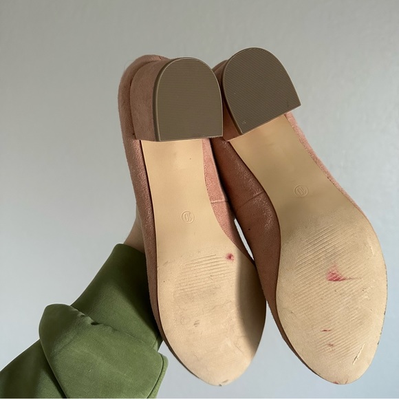Loft Nude Pink Suede Round Toe Block Heel Pump - Picture 6 of 10